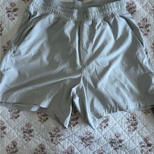 Lululemon Athletica Light Gray Men's Athletic Shorts 5” inseam, liner less